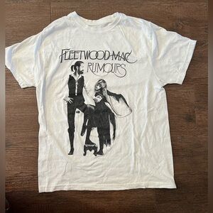 Size medium short sleeve white Fleetwood Mac Rumors album Tshirt.